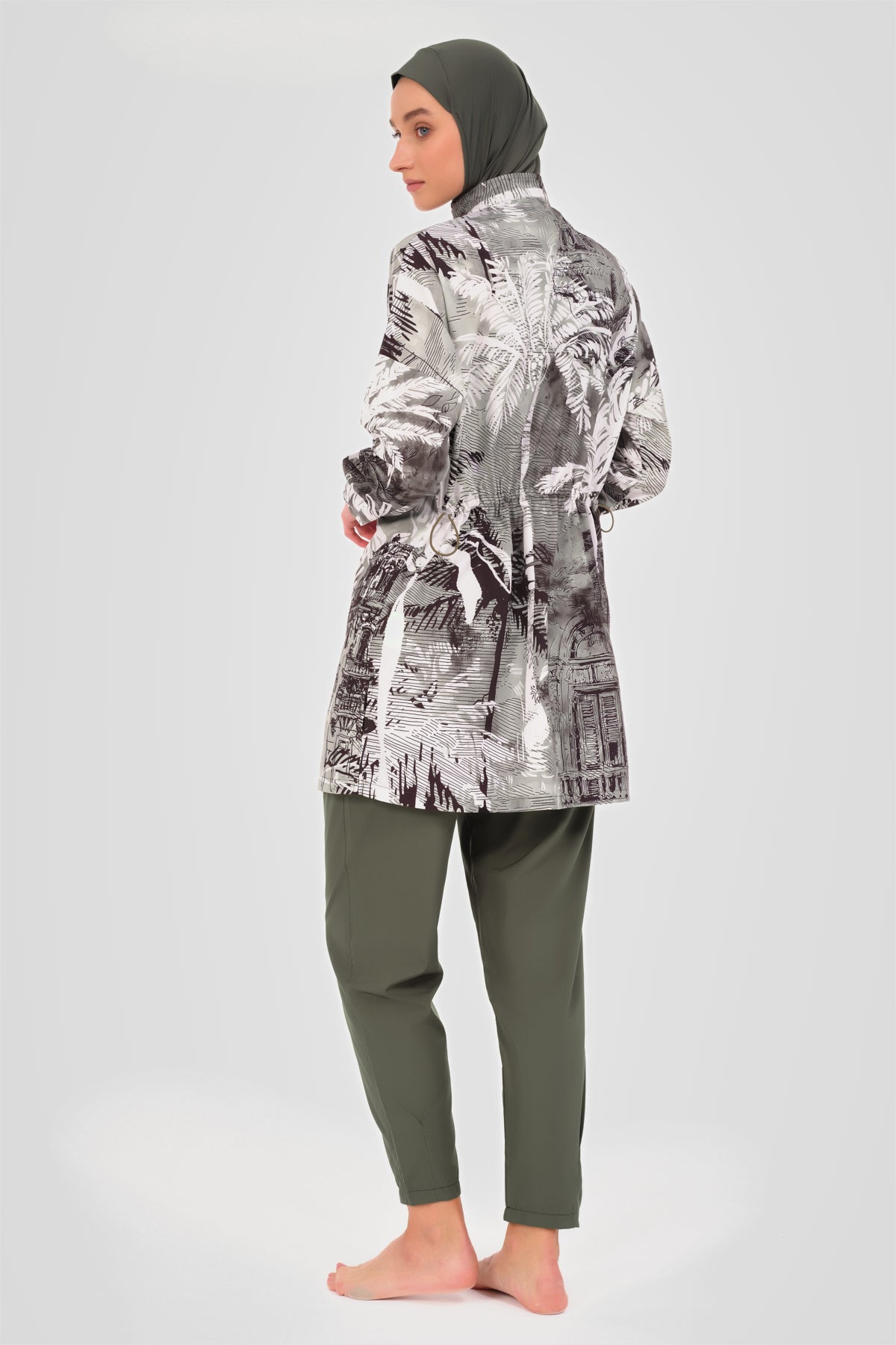 مايوه زيتى واتر برووف - ٥ قطع